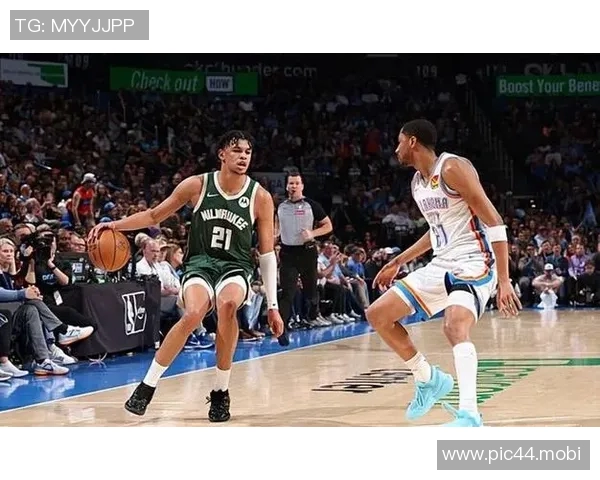 公牛确认约什-吉迪因腘绳肌伤势将缺席对凯尔特人比赛,全明星后回归可期